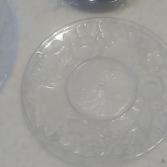 Two Tier Tidbit Plate - Picture 4 of 7